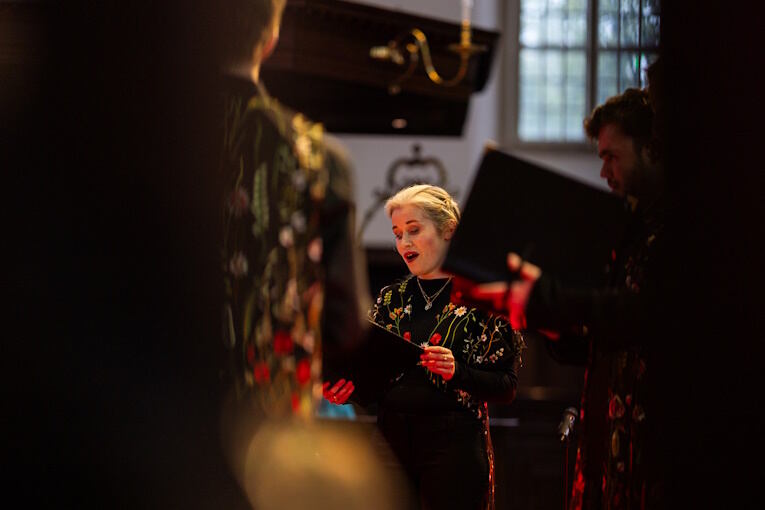 47Wishful-Singing_Gregorian_©-Juri-Hiensch