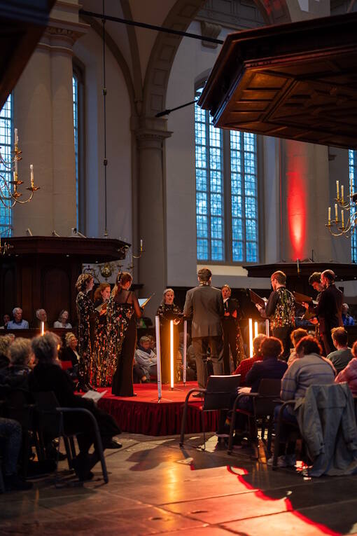 52Wishful-Singing_Gregorian_©-Juri-Hiensch