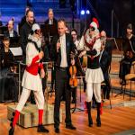 images/Voorstellingsfotos/Pulcinella/01Pulcinella_BettinaStöß.jpg